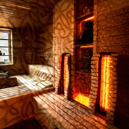 Hotel Villa Classica Pápa Dış mekan fotoğraf