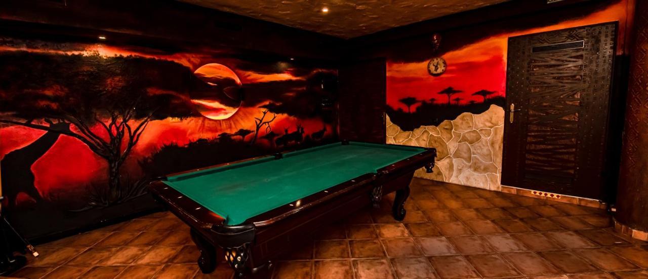 Hotel Villa Classica Pápa Dış mekan fotoğraf