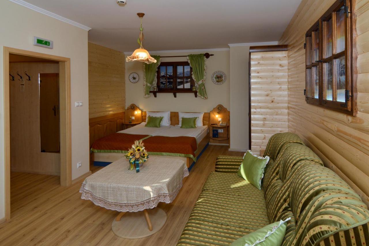 Hotel Villa Classica Pápa Dış mekan fotoğraf