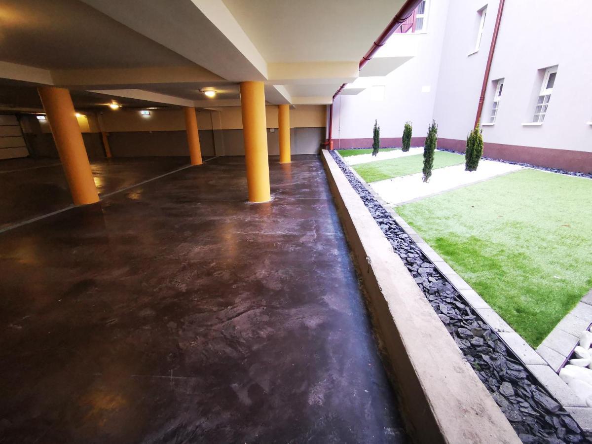 Hotel Villa Classica Pápa Dış mekan fotoğraf